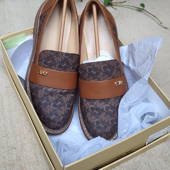 Michael Kors Parker Lug Loafer - Brown, size 8M - Picture 13 of 13